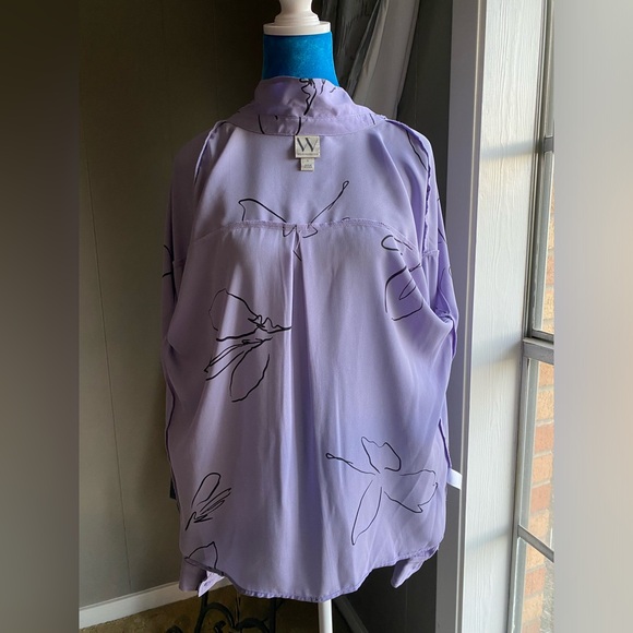 Women’s Worthington long sleeves blouse. - Picture 11 of 16